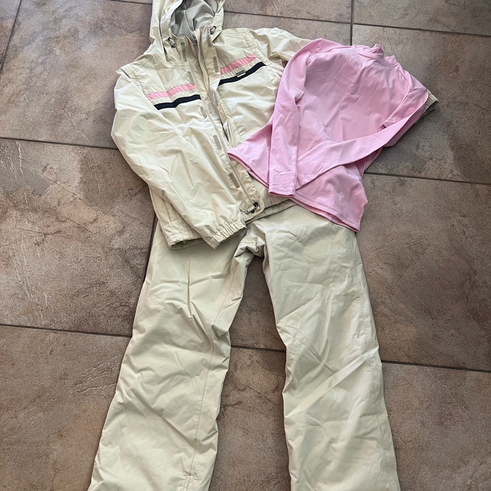 Burton snowboard outfit